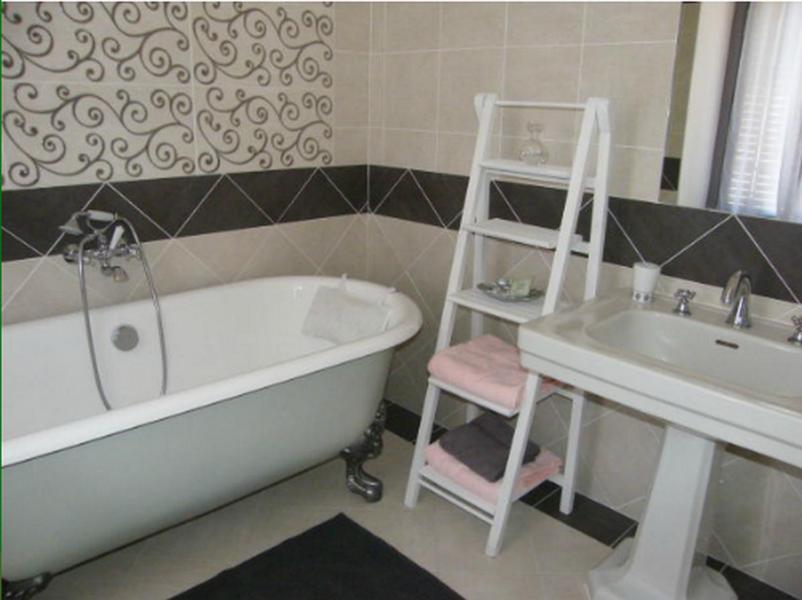 Chateau Tout Y Fault Loriges Quarto foto